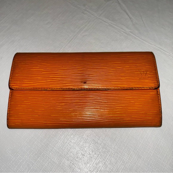 Louis Vuitton Handbags - VTG Louis Vuitton Epi Porte Tresor Long Wallet Mandarin Orange Leather S#CA0065